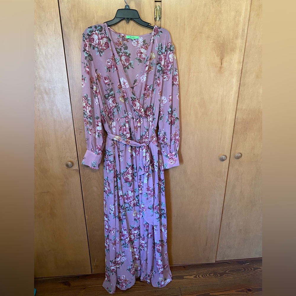 NWOT Xtaren Dress